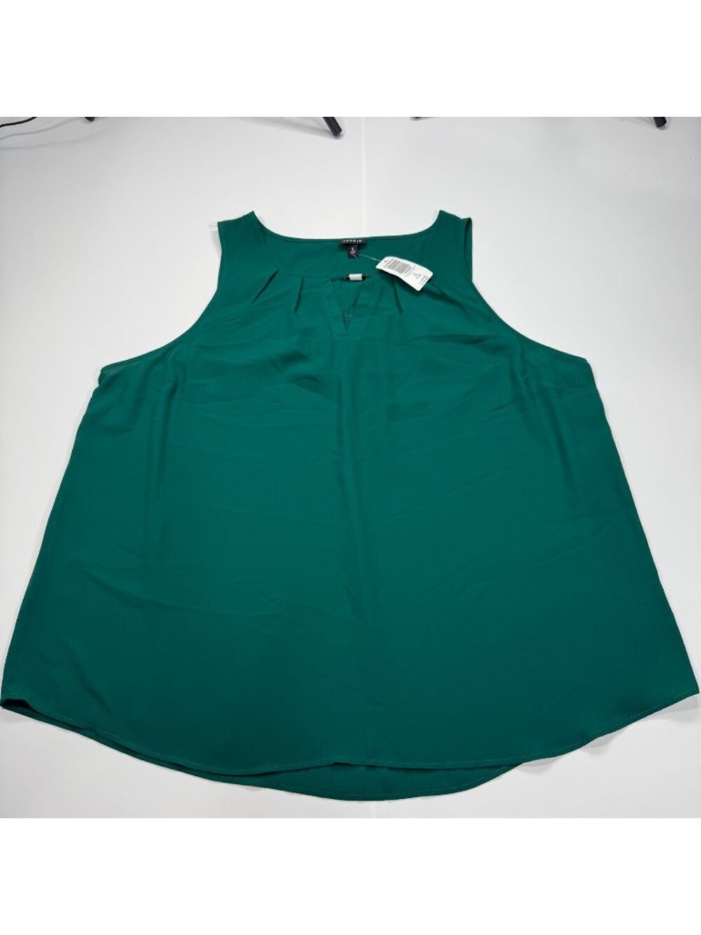 Torrid Tank Top Women's 3X Green Keyhole Neck Pleated Silver Charm Travel Party